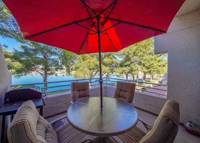 Waterfront-2Nd Flr-3Br-Fireworks-Private-Gated