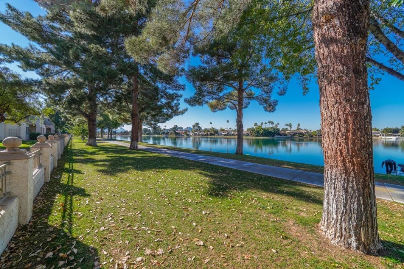 Waterfront-2nd Flr-3br-fireworks-private-gated *