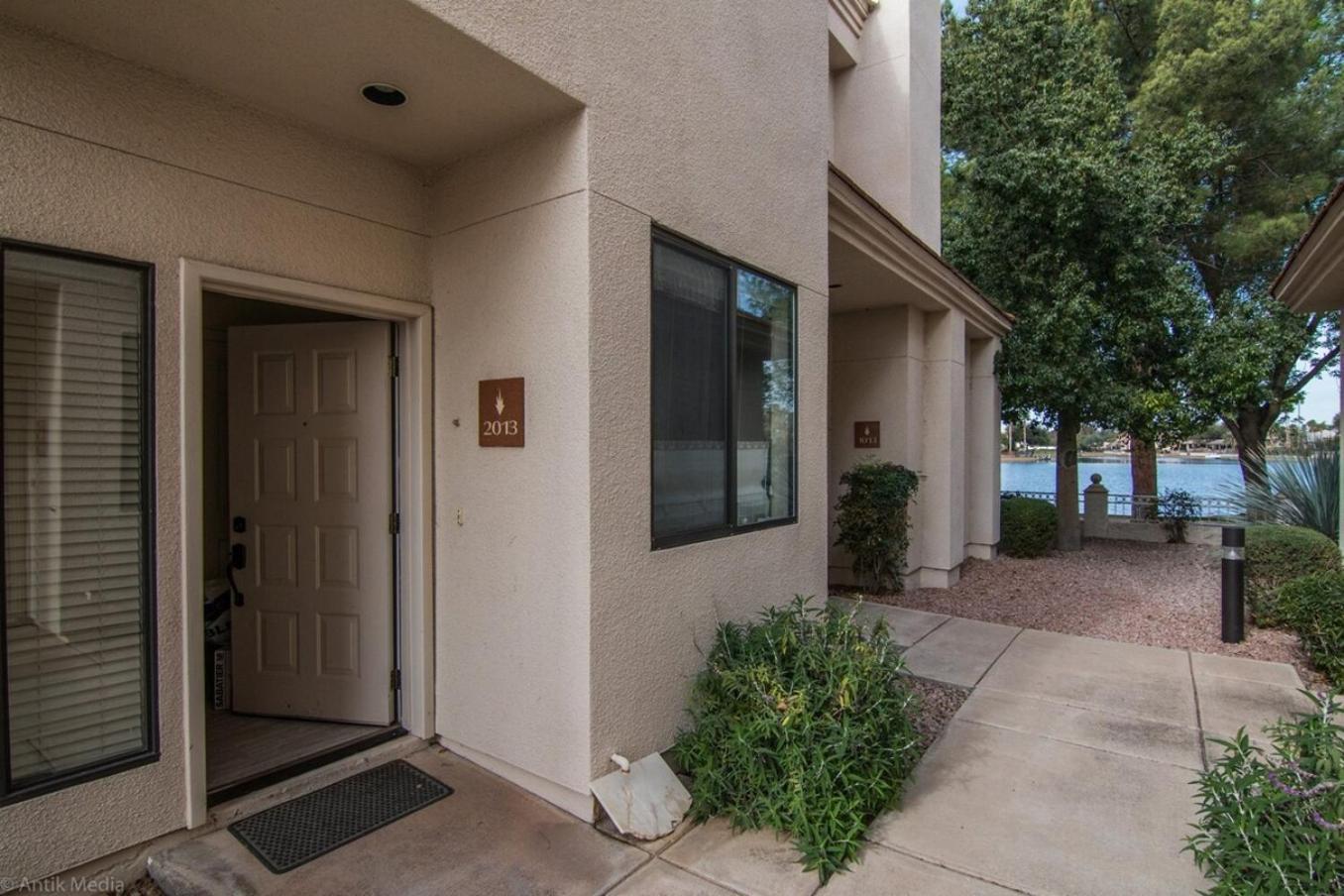 Waterfront-2nd Flr-3br-fireworks-private-gated *